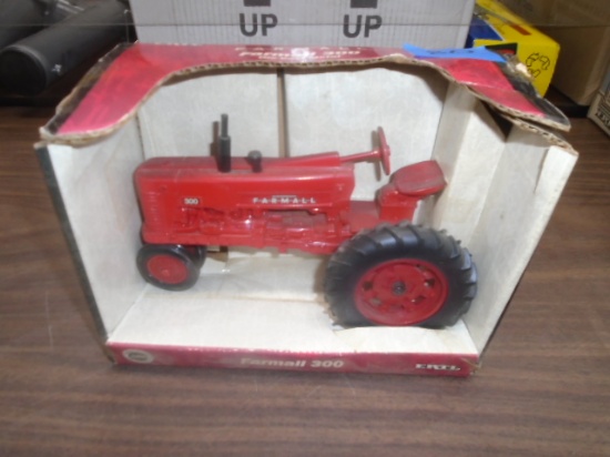 Farmall 300 Toy