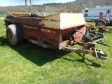 New Holland 520 Pto Manure Spreader w/ Side Extensions, End Gate, Flotation