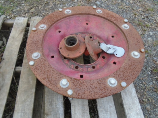 2 Wheel Centers & 2 Front Hubs