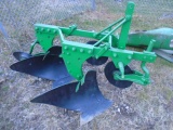 John Deere 3pt  2x Plow w/ Coulters