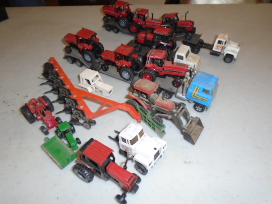 Lot Of 1/64 Tractors & Semis