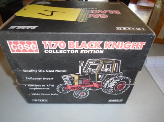 Case 1170 Black Knight 1/16 Ertl NIB