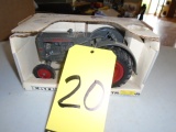 Case L 1/16 Ertl, 1992 Special Edition Central Tractor