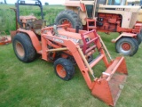Kubota B2150 4wd Compact Tractor w/ LA350A Loader & 60