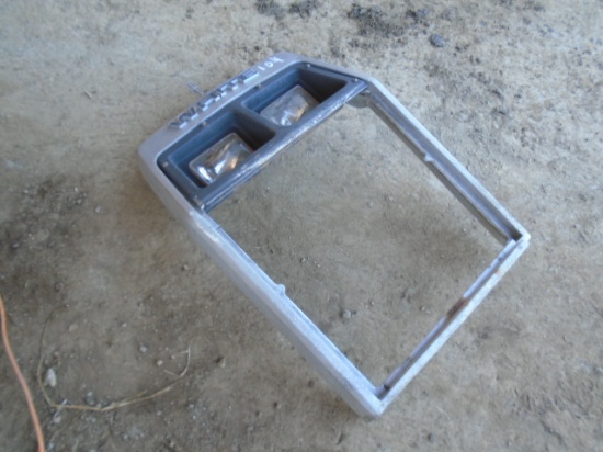 White 2-135 Front Grill Piece