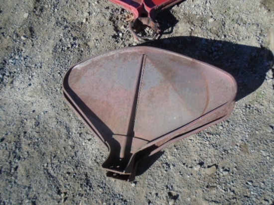 Pair Of Farmall H-450 Fenders