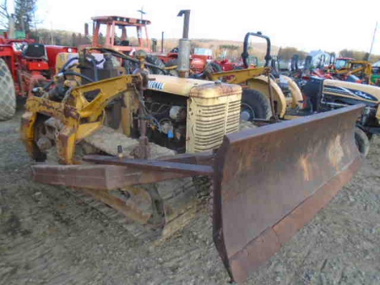 International T9 Dozer, Gas Powered, Will Run But Has A Few Gas Leaks That