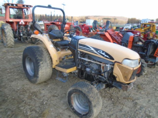 Challenger 4wd Compact Tractor, Model Unknown As The Serial Plate Is Rubbed