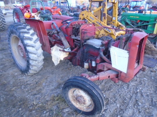International 464 Tractor, Like New Firestone 13.6-28 Rear Tires, Diesel, 2