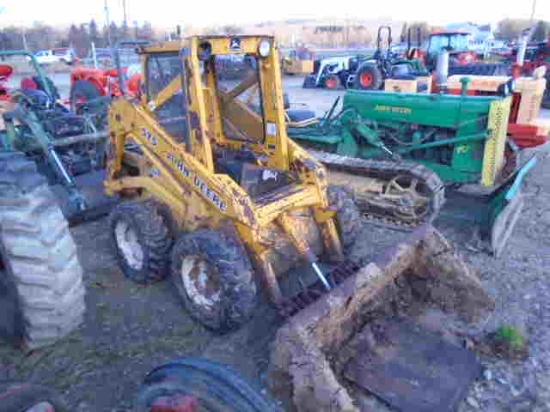 John Deere 575 Skid Steer, OROPS, GP Bucket, Running Yanmar Diesel Engine,