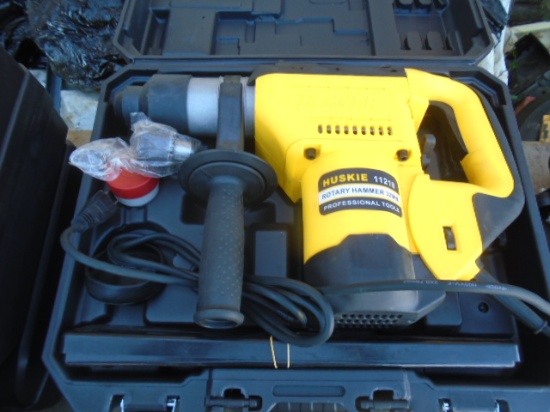 New Huskie 11218 Rotary Hammer Drill