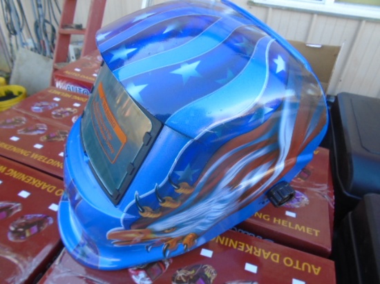 New Auto Darkening Welding Helmet