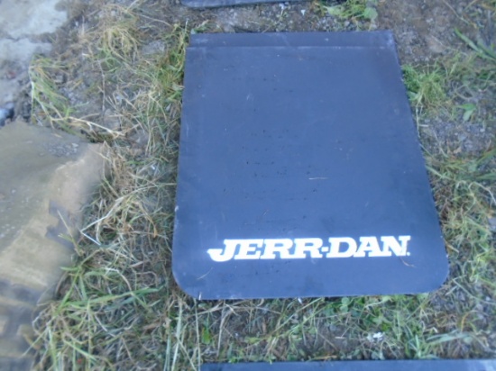 New Jerr Dann Mud Flaps Short