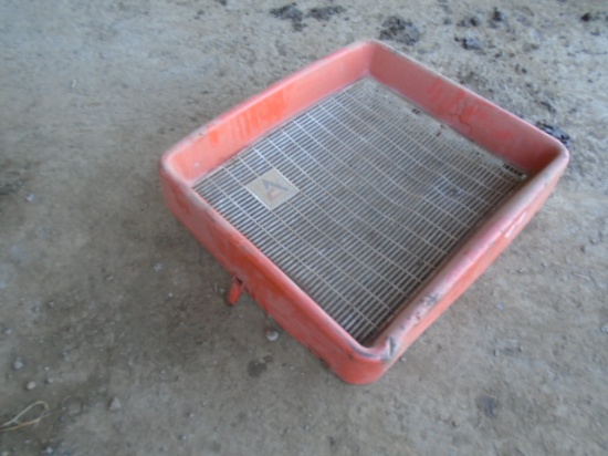 Allis Chalmers 180 / 190 Front Grill, Straight & Original