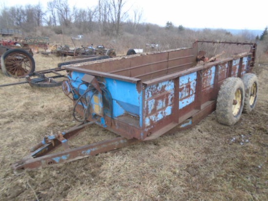 Patz 350 Manure Spreader, Tandam Axle, Top Beater, No Floor Or Chain