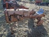 Allis Chalmers B Tractor, Puller, No Wheels
