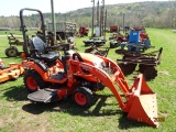 Kubota BX2380 4wd Sub Compact Tractor w/ LA344 Quick Attach Loader & 54