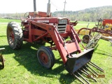 Farmall 560 Diesel Tractor w/ Nice Great Bend 800 Loader, Manure Bucket, Wi