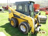 Gehl R220 Skid Steer Loader, Full Cab w/ Heat, Yanmar Diesel, Joystick Cont