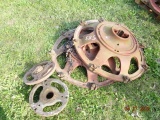 Front & Rear Farmall Hubs