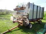Dion Self Unloading Forage Wagon w/ Roof