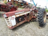 Farmall 460 Gas Tractor, No Front End, Fast Hitch, Broken Axle, 13.6-38 Tir