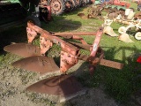 Massey Ferguson 3x 3pt Plow, Rough Moldboards