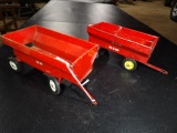 (2) Tru Scale Wagons