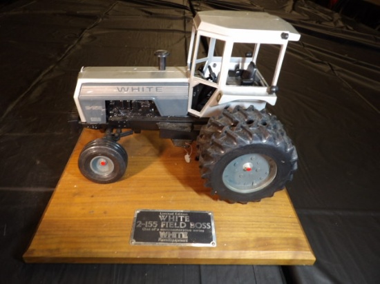 1/16 White 2-155 Limited Edition On Wood Display