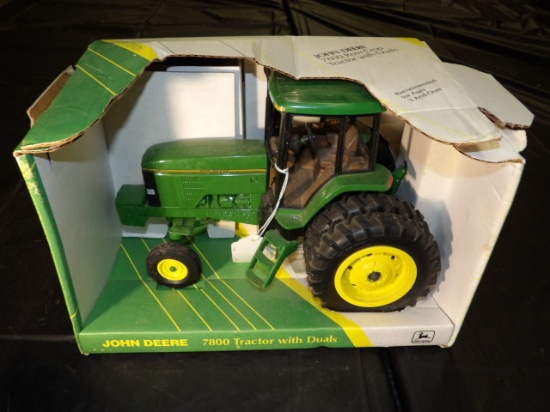 1/16 John Deere 7800 2wd w/ Duals, Collectors Edition