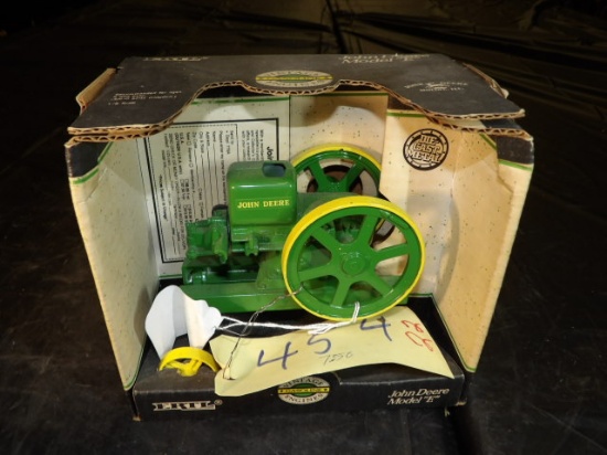 1/16 John Deere "E" Engine