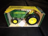 1/16 John Deere Utility Tractor, ERTL #516