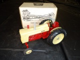 1/16 Cockshutt 560, National Farm Toy Museum #3047