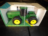 1/16 John Deere 8870 Articulated