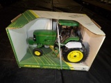 1/16 John Deere 7800 2wd w/ Duals, Collectors Edition