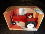 1/16 Cockshutt 1655 Red, Narrow Front, ERTL