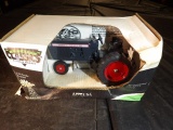 1/16 Country Classic Gray John Deere Dyersville 11/95, Rough Box