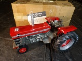 1/16 Masey Ferguson 1100 Narrow Front, 1995 Fort Plain FFA #55, Sharp Toy