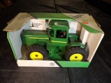 1/16 John Deere 4wd Tractor