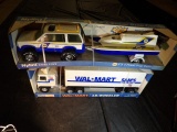 Walmart 18 Wheeler & Napa 4x4 w/ Boat