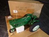 1/16 Oliver 880 w/ Single Front Wheel, Central Tractor