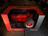 1/8 Farmall M NIB