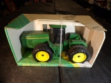 1/16 John Deere 8870 Articulated w/ Duals