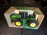 1/16 John Deere 8760 Articulated w/ Duals