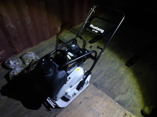 New Mustang LF-88 Gas Powered Plate Compactor