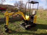 Unused Hanwoo HW13 Mini Excavator, OROPS, Blade, Briggs & Stratton Gas Engi