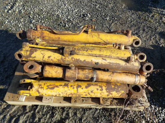Pallet Of Backhoe & Loader Hydraulic Cylinders
