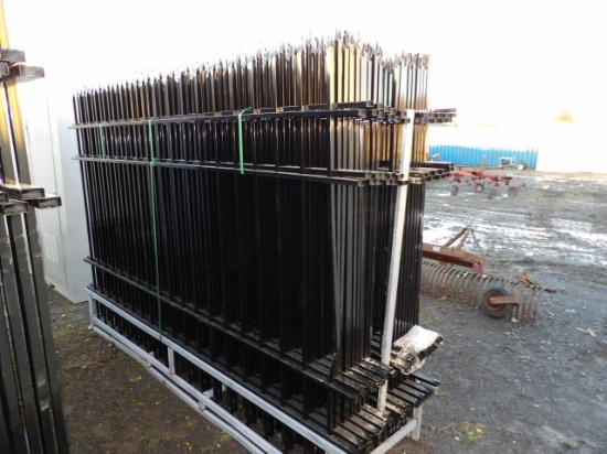 22 Piece Fence System, 9' Panels