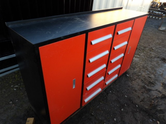 77" Toolbox / Workbench