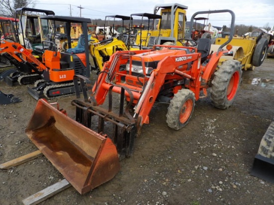 Kubota L3010 4wd Compact Tractor w/ LA482 Loader, Bucket & Forks, AG Tires,